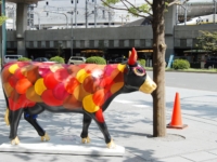 「太陽を引く牛」｜カウパレード 東京 in 丸の内 2006